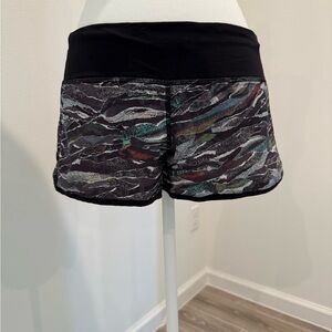 Stylish Black Patterned Women's Shorts
